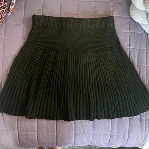 ** NWT ** Aerie Sweater/Knit Skirt Dark Green SMALL